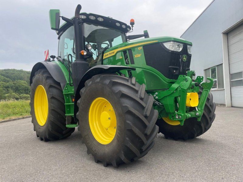 John Deere 6R 215/ 6R215