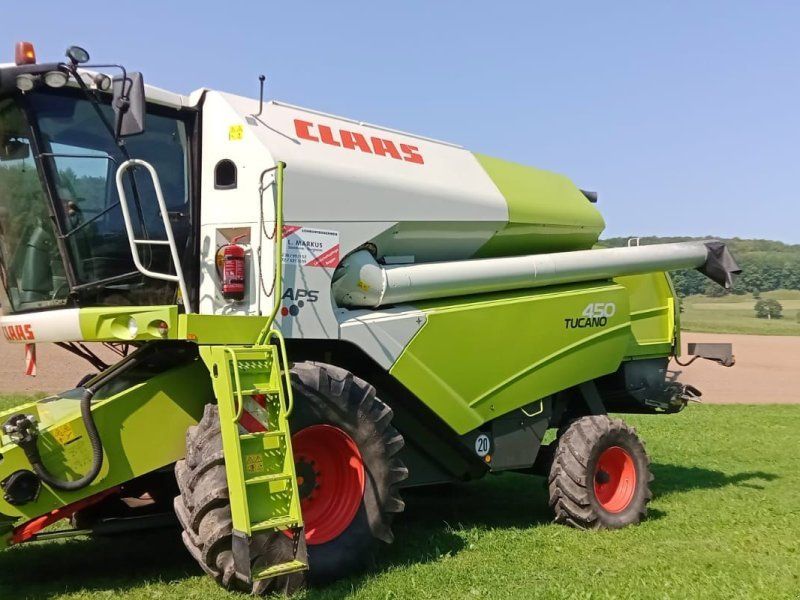 Claas Tucano 450