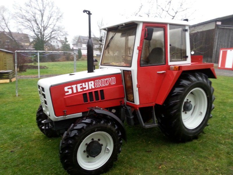 Steyr e Nachbau Kotflügel SK1 SK2 8000 8100