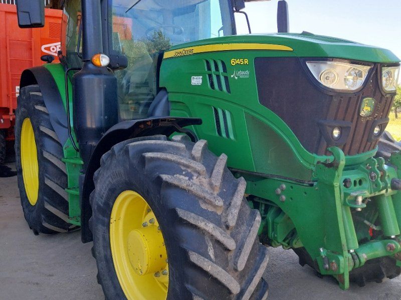 John Deere 6145R