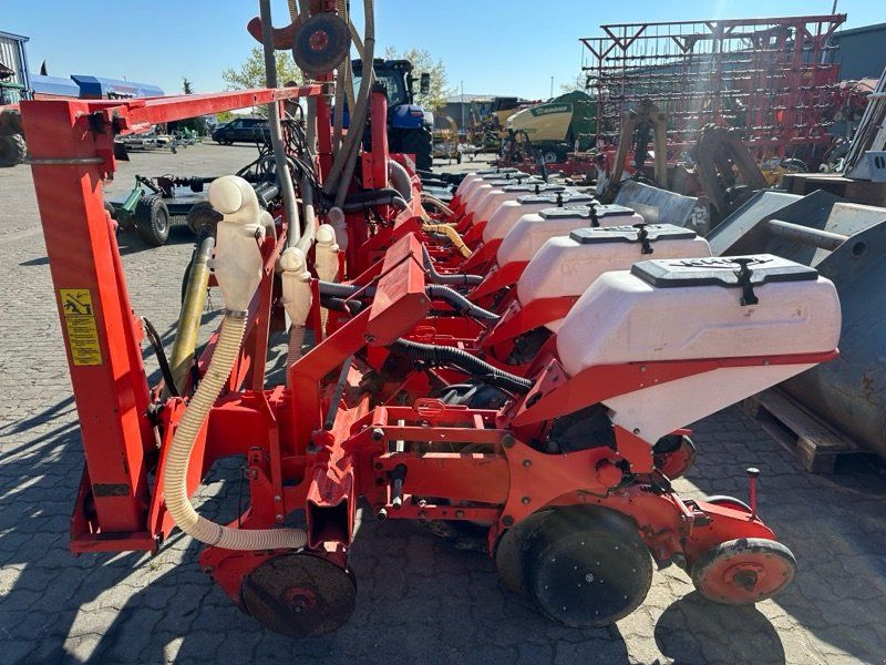 Kuhn Maxima 8 Reihen