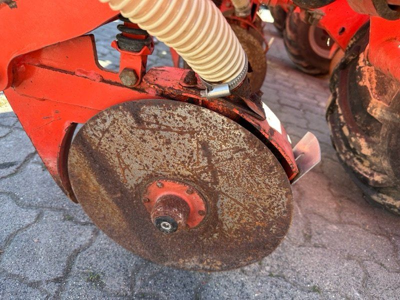 Kuhn Maxima 8 Reihen