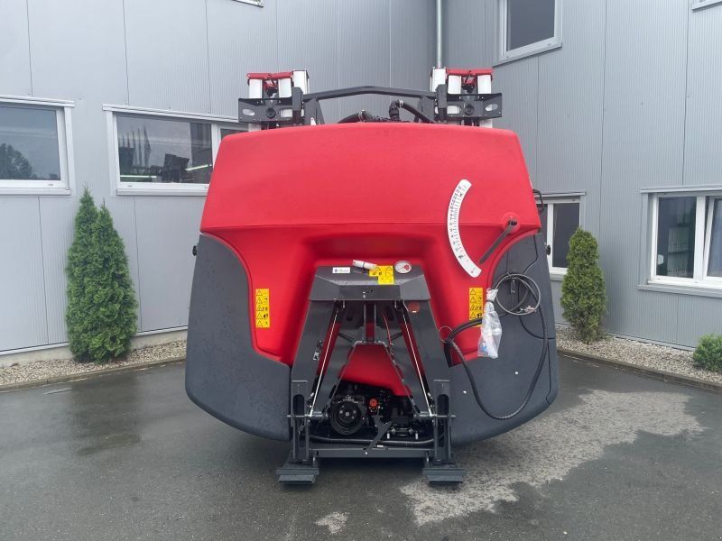 Kverneland IXTER B16 1.600 LITER 15M