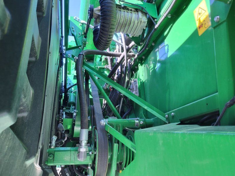 John Deere T 670 i