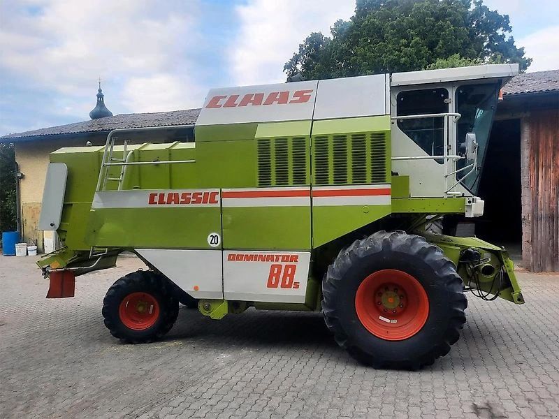 Claas Dominator 88s Classic