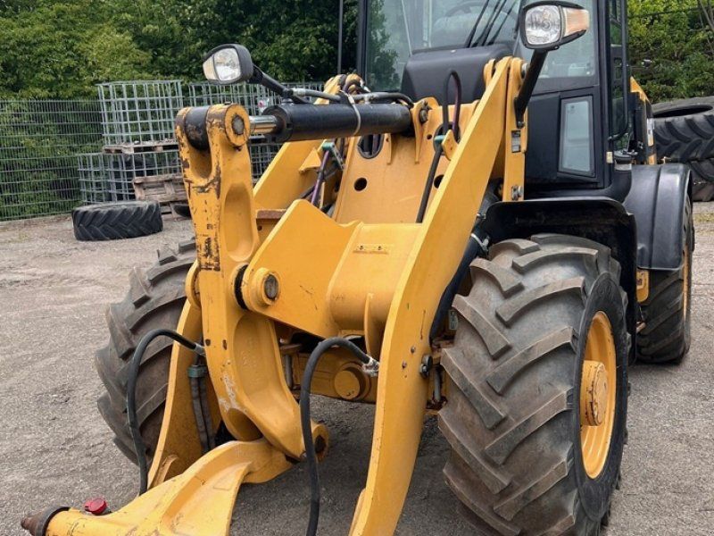 Caterpillar 908 M