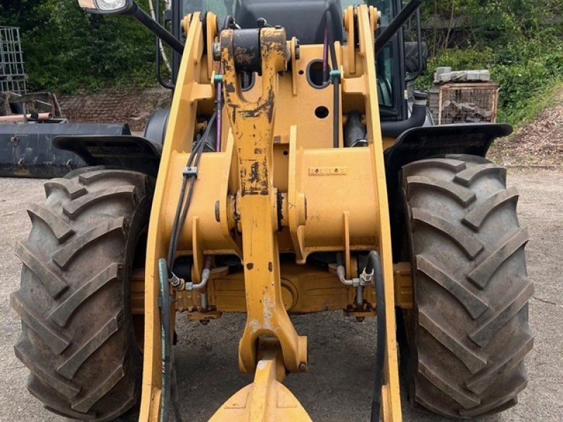 Caterpillar 908 M
