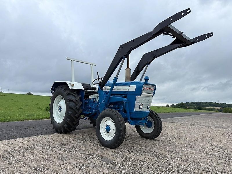 Ford 3000