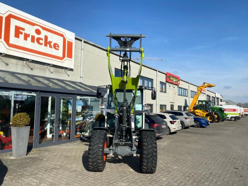 Claas Torion 530
