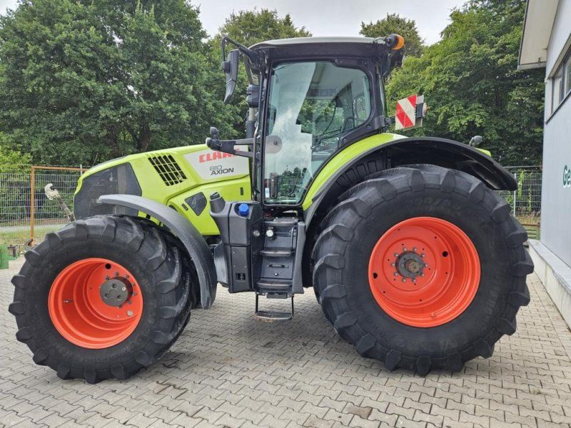 Claas Axion 810 CMATIC