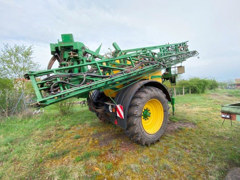 John Deere 840