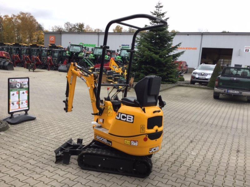 JCB 8008 CTS