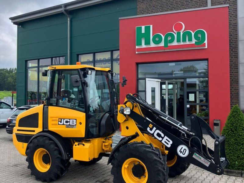 JCB 407