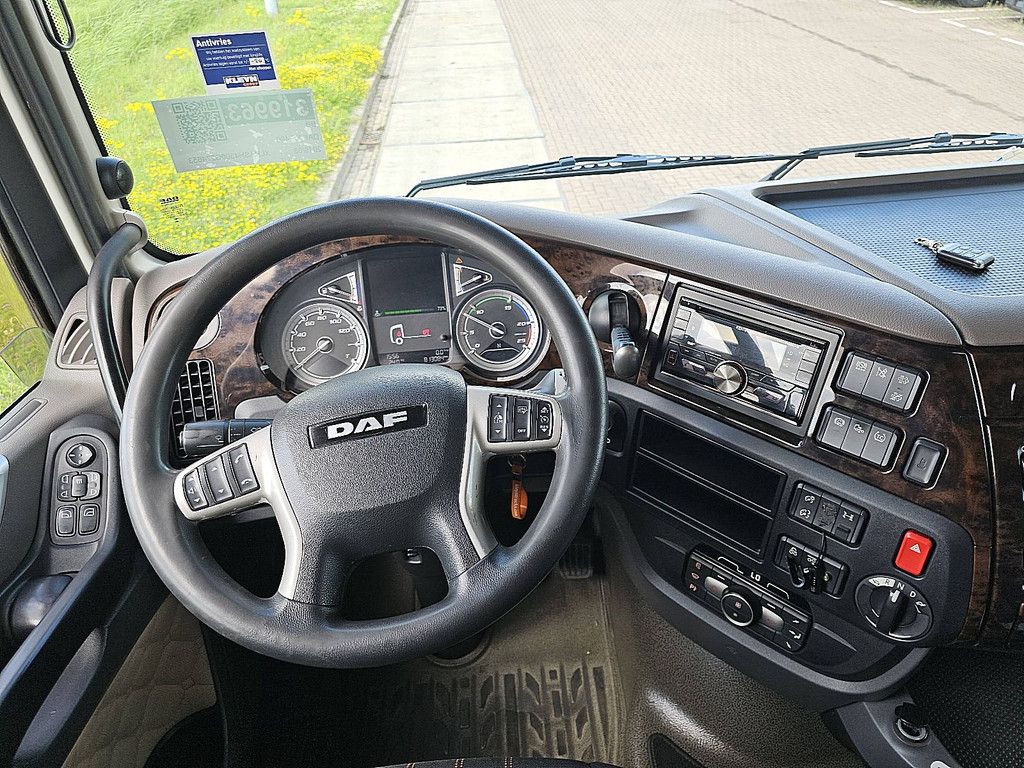DAF XF 480 6x2*4