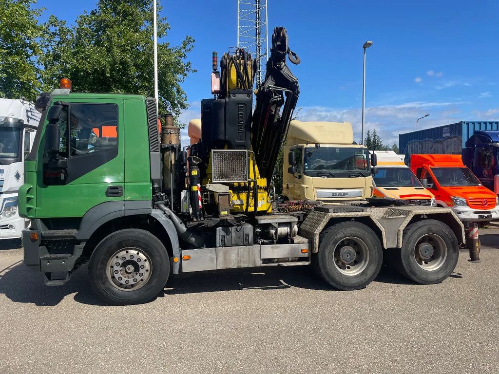 Iveco Trakker AD380T50 6x4 handgeschakelt Euro 5 FASSI F530 XP 356.000 km TOP ZUSTAND !!