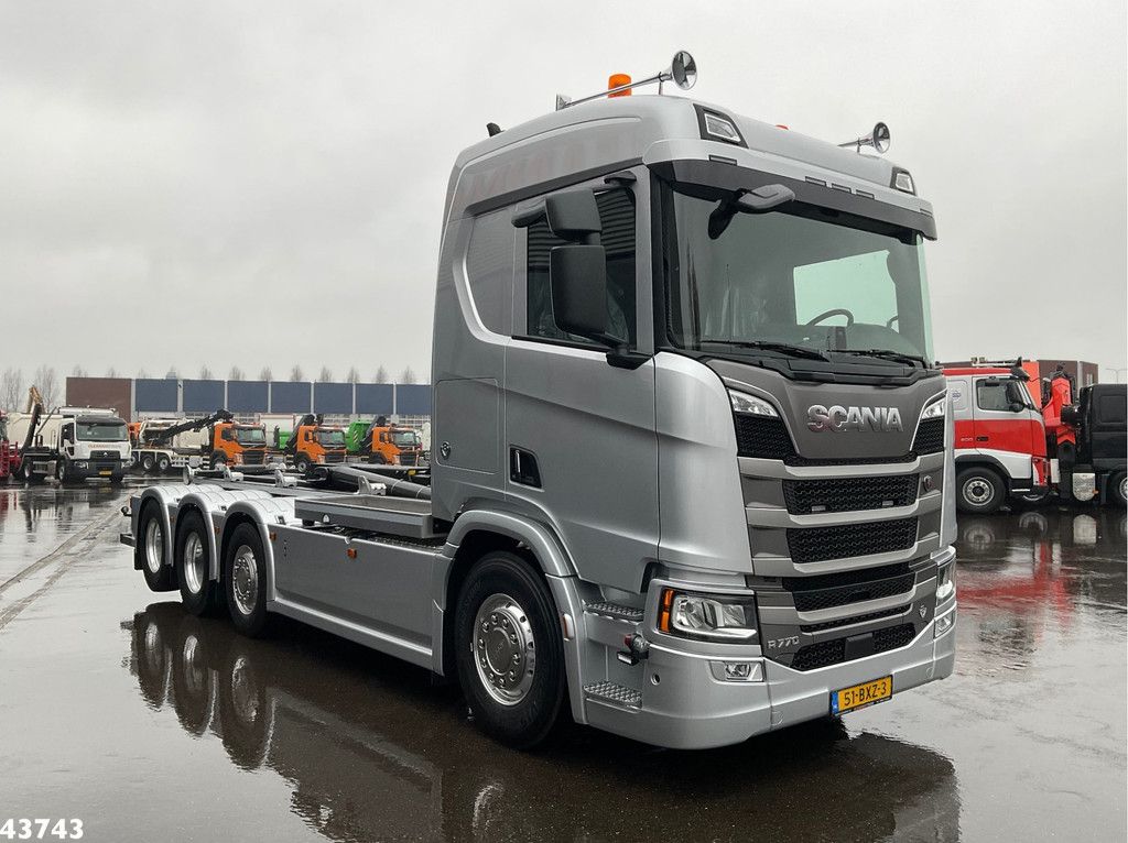 Scania R770 V8 8x2 Euro 6 Retarder Hyvalift 26 Ton NEW AND UNUSED!