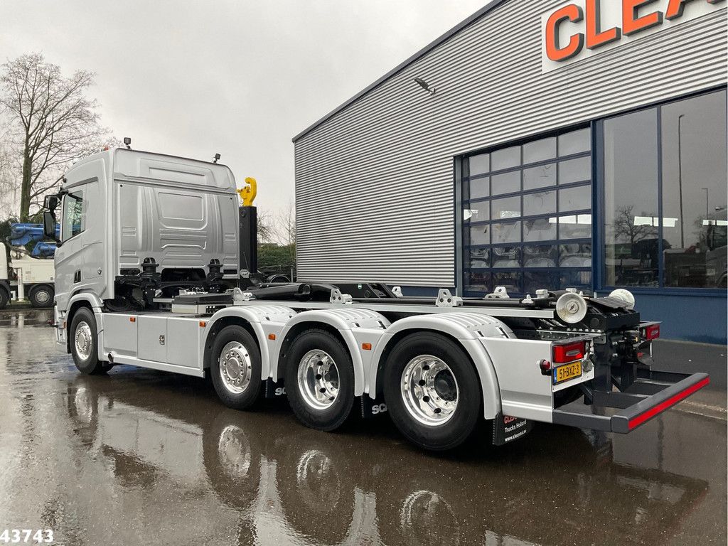Scania R770 V8 8x2 Euro 6 Retarder Hyvalift 26 Ton NEW AND UNUSED!