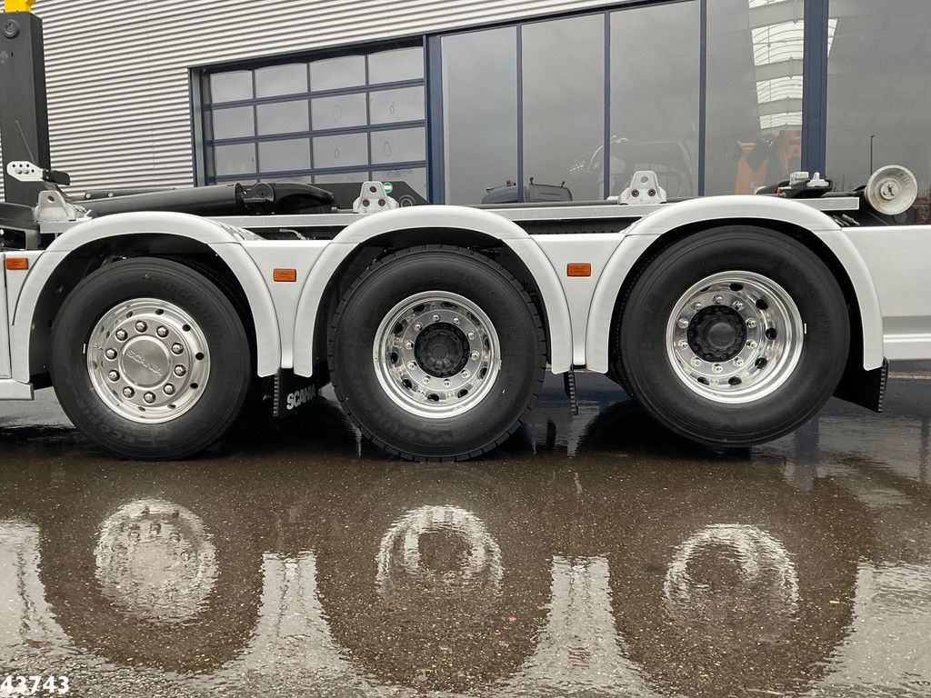 Scania R770 V8 8x2 Euro 6 Retarder Hyvalift 26 Ton NEW AND UNUSED!