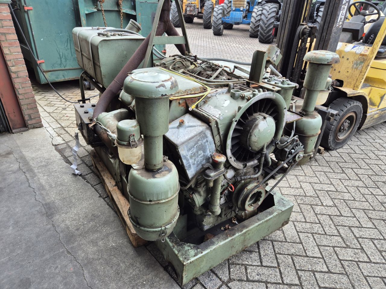 DEUTZ FAHR aggregaat met Deutz motor V6