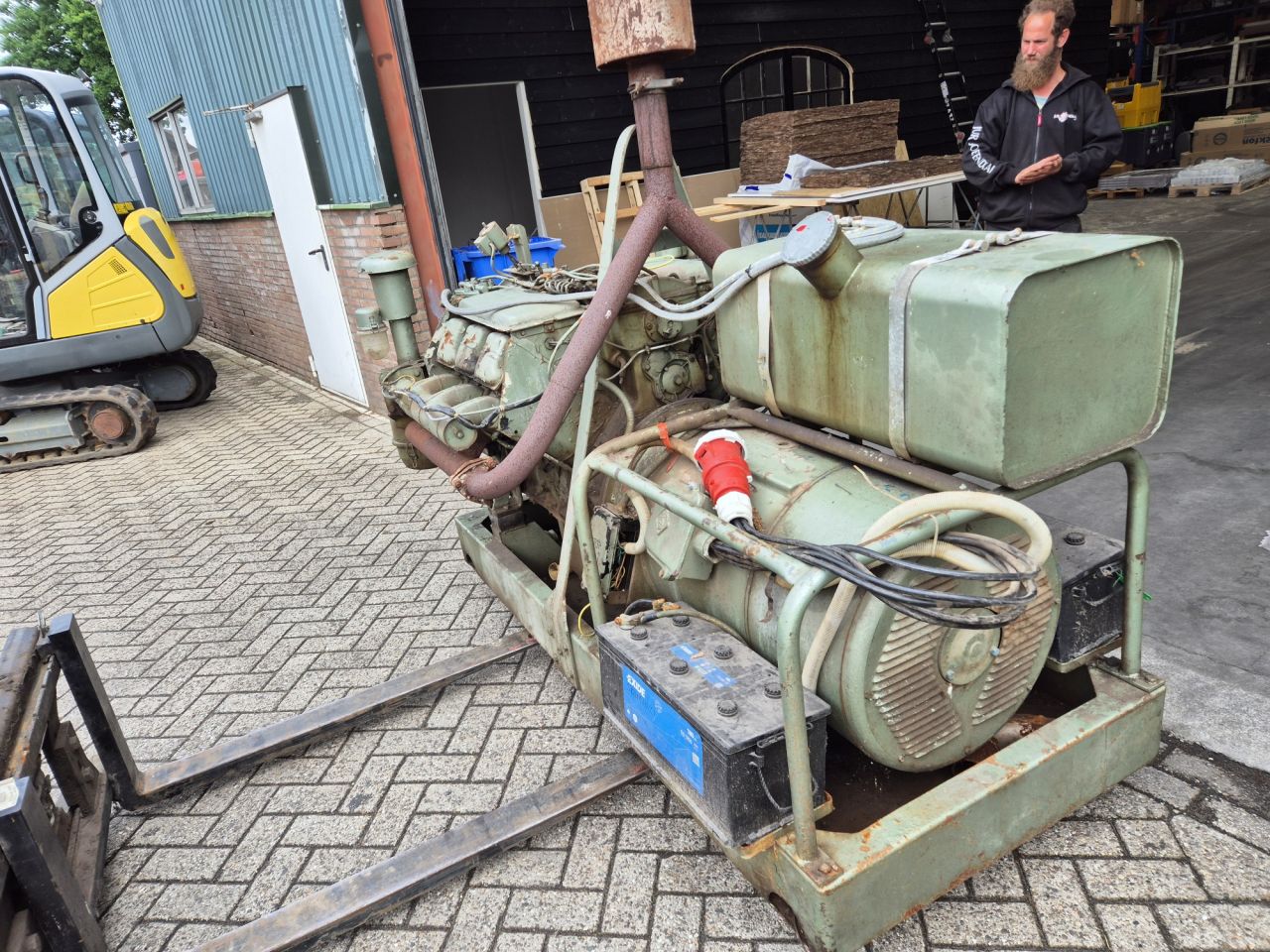 DEUTZ FAHR aggregaat met Deutz motor V6