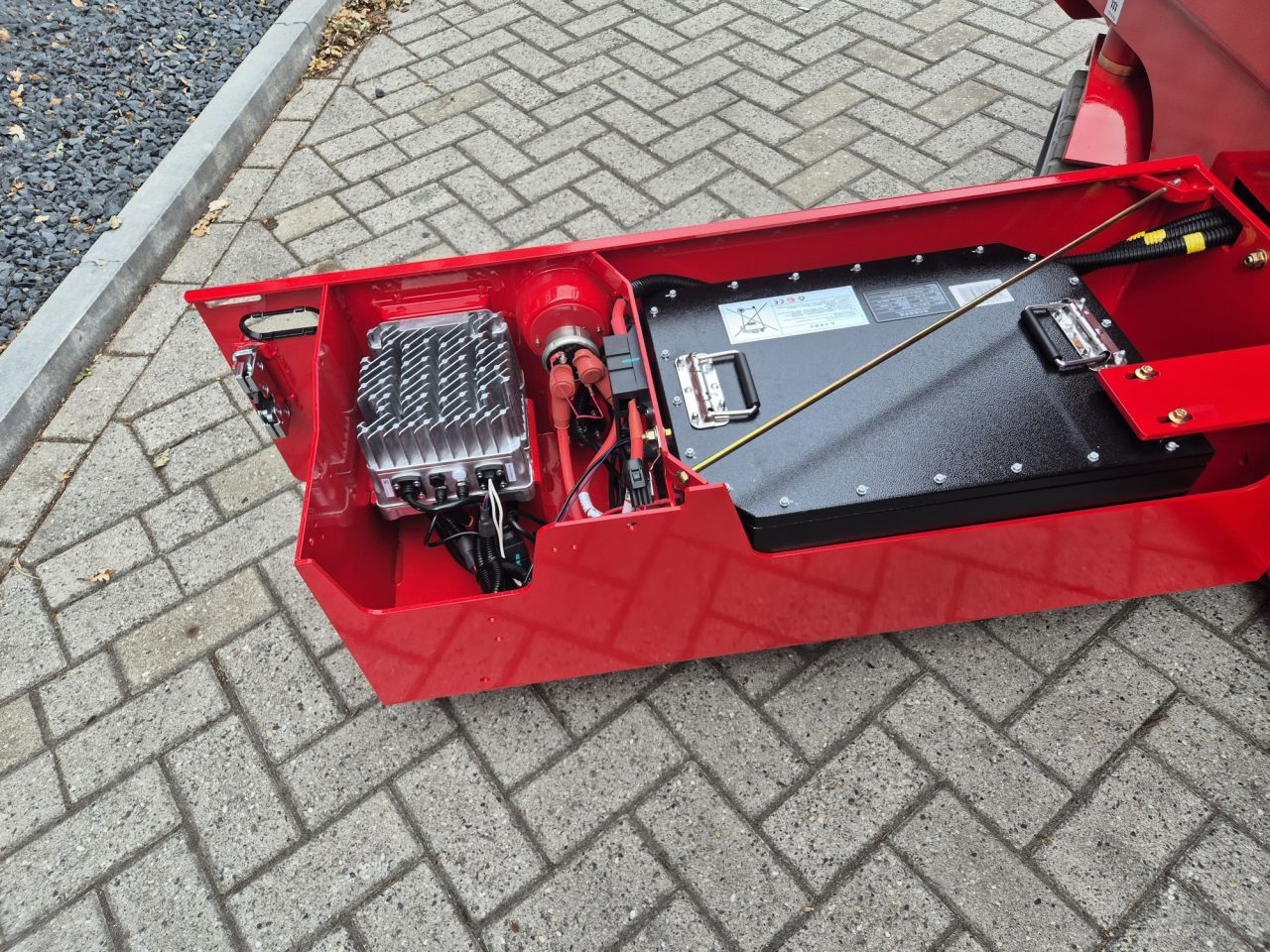Nieuwe Magni RS1212AC+ schaarhoogwerker