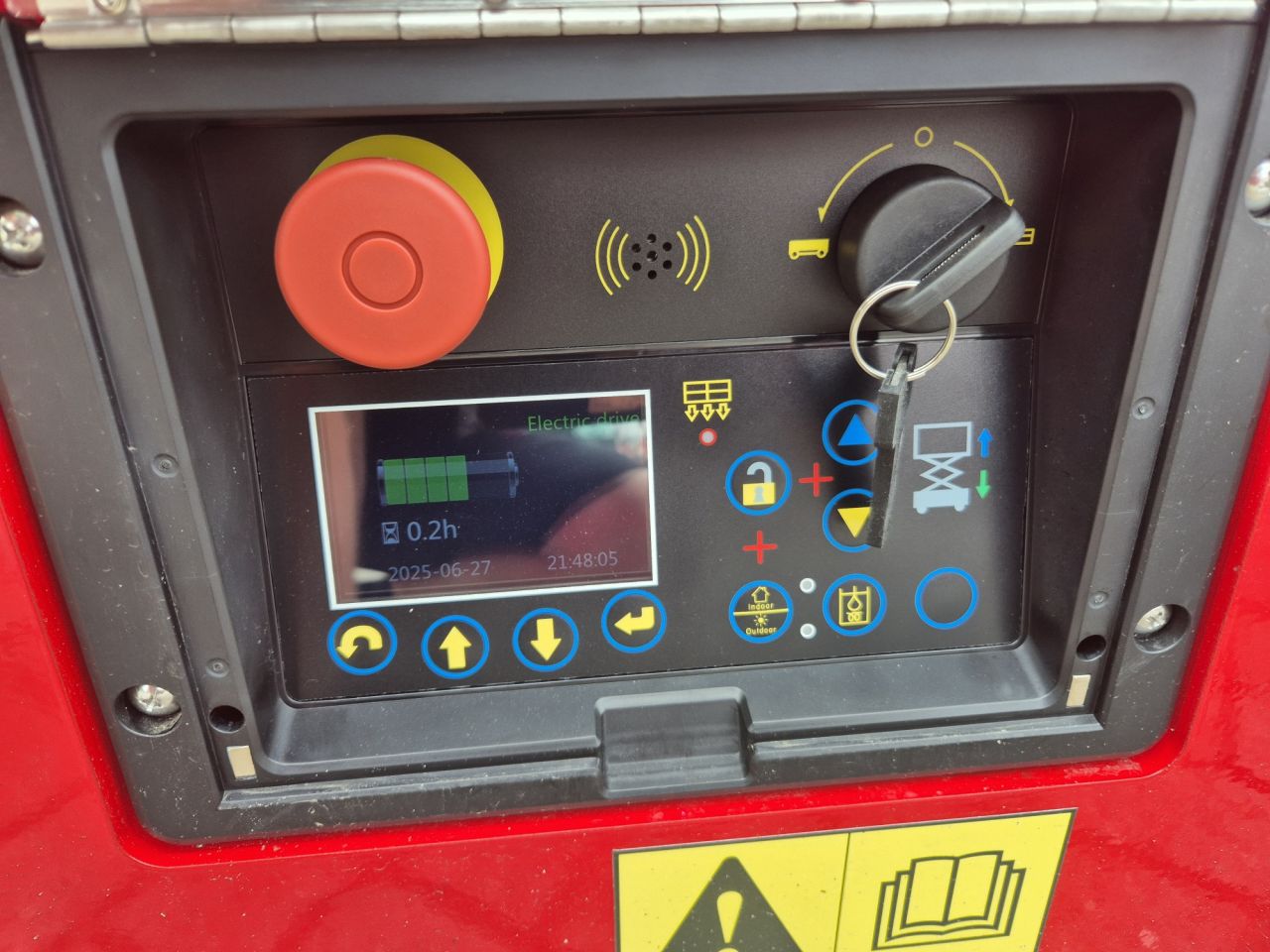 Nieuwe Magni RS1212AC+ schaarhoogwerker