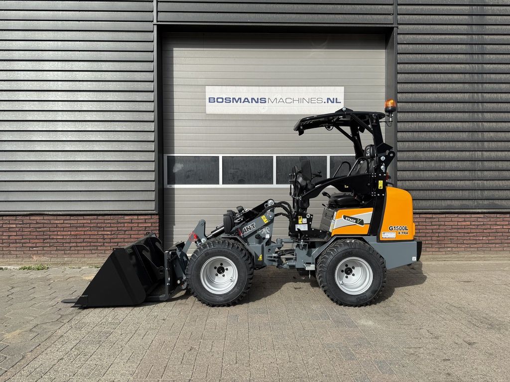Giant G1500 L X-TRA minishovel NIEUW €495 LEASE