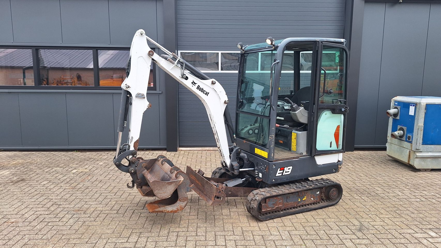 Bobcat E19 sloop/sorteer functie(2018)