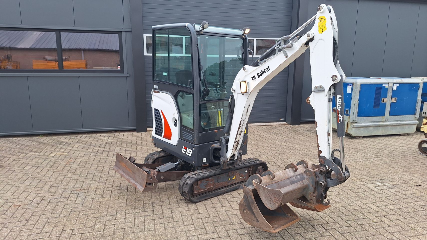 Bobcat E19 sloop/sorteer functie(2018)