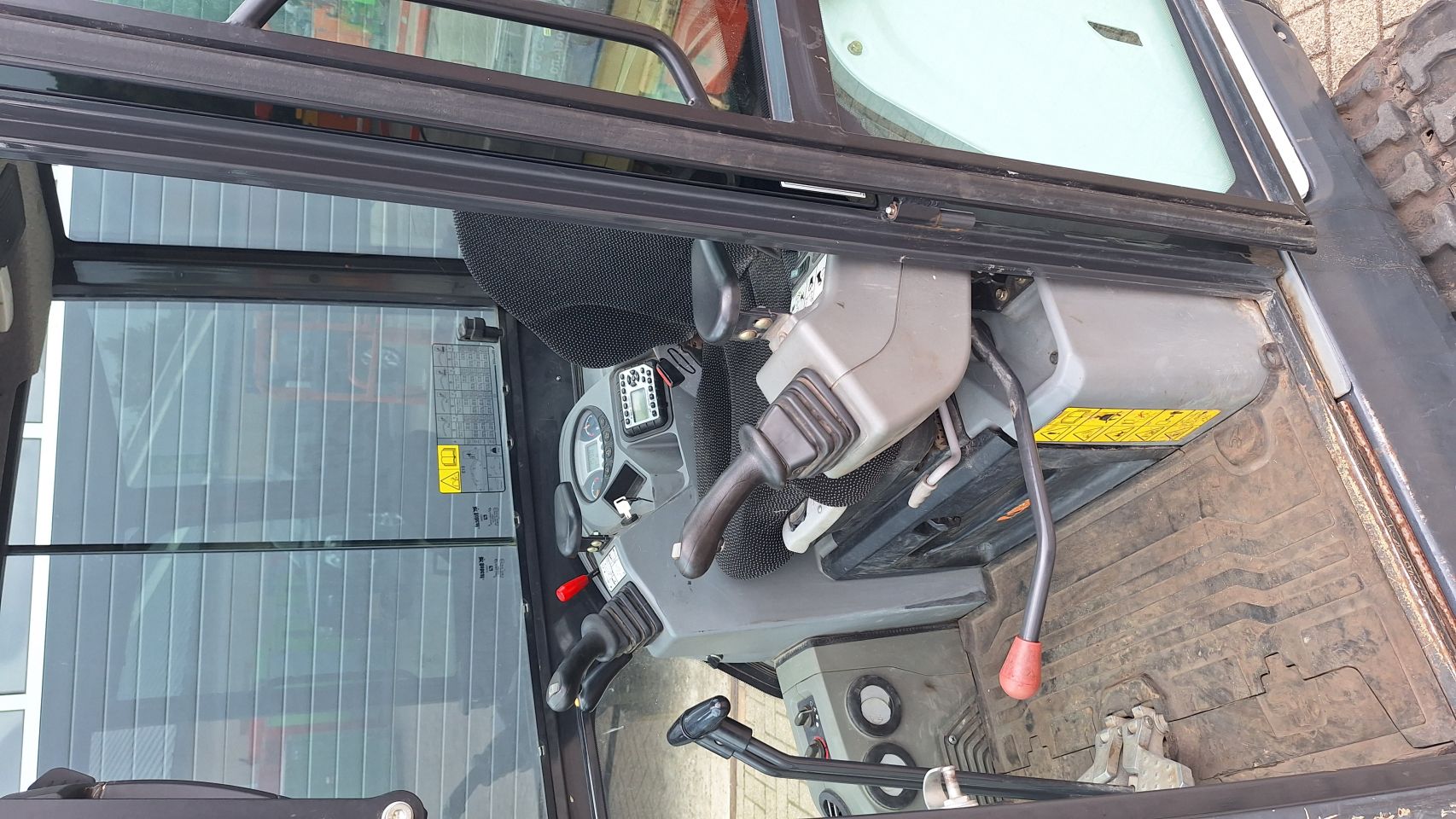 Bobcat E19 sloop/sorteer functie(2018)