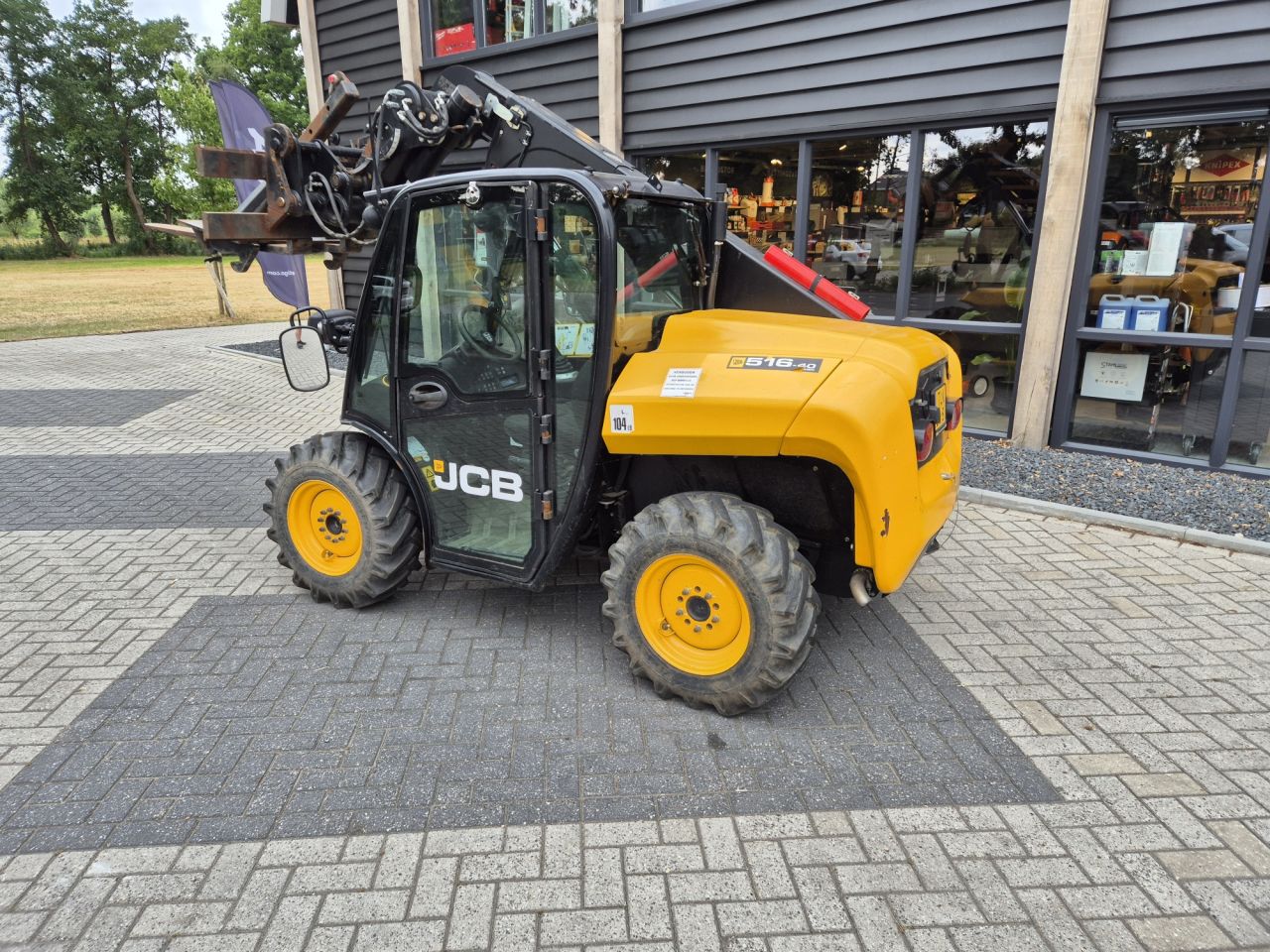 JCB 516-40 verreiker met hefhoogte 4 m