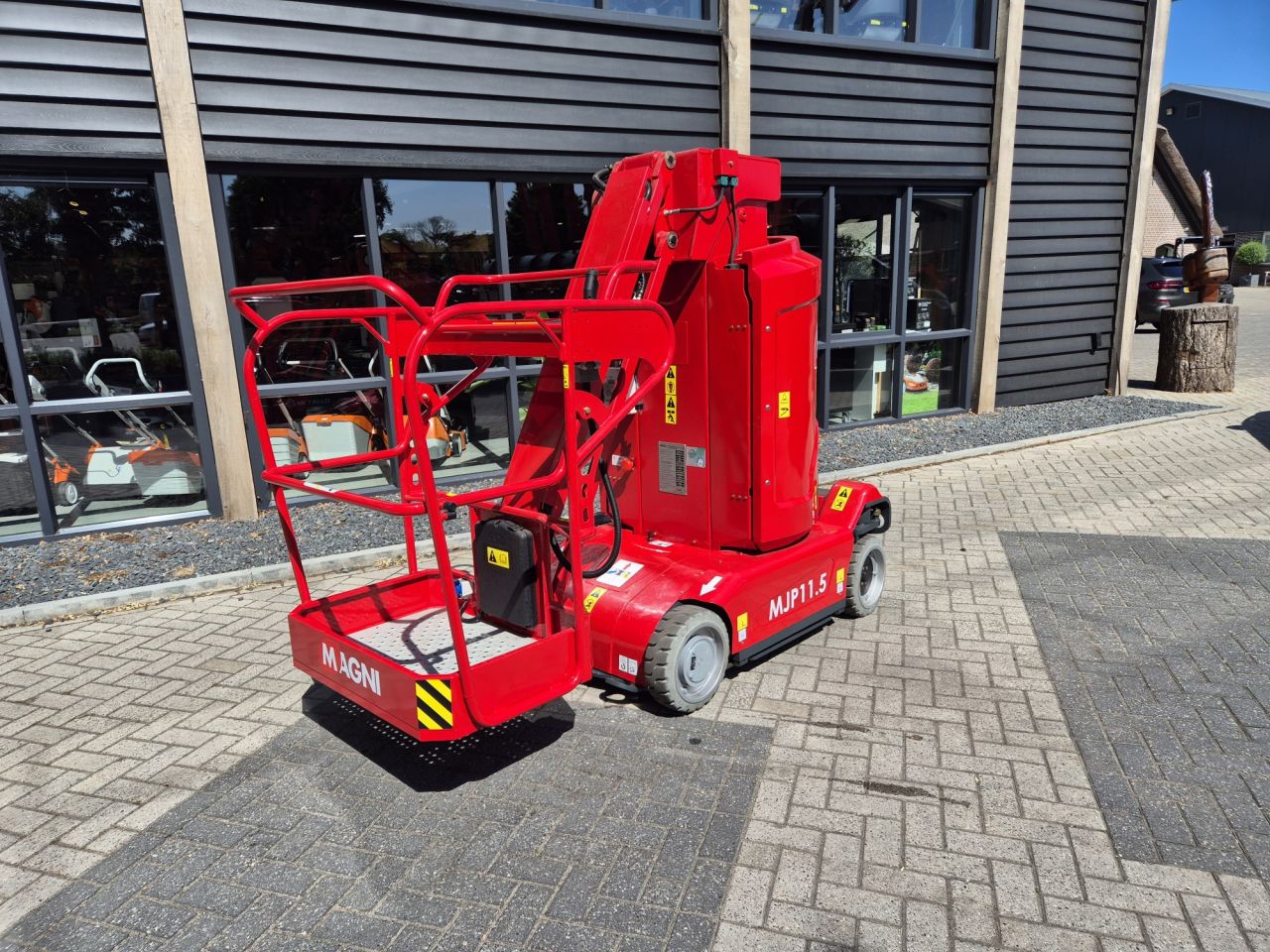 MAGNI MJP 11.5 masthoogwerker 11.2 m