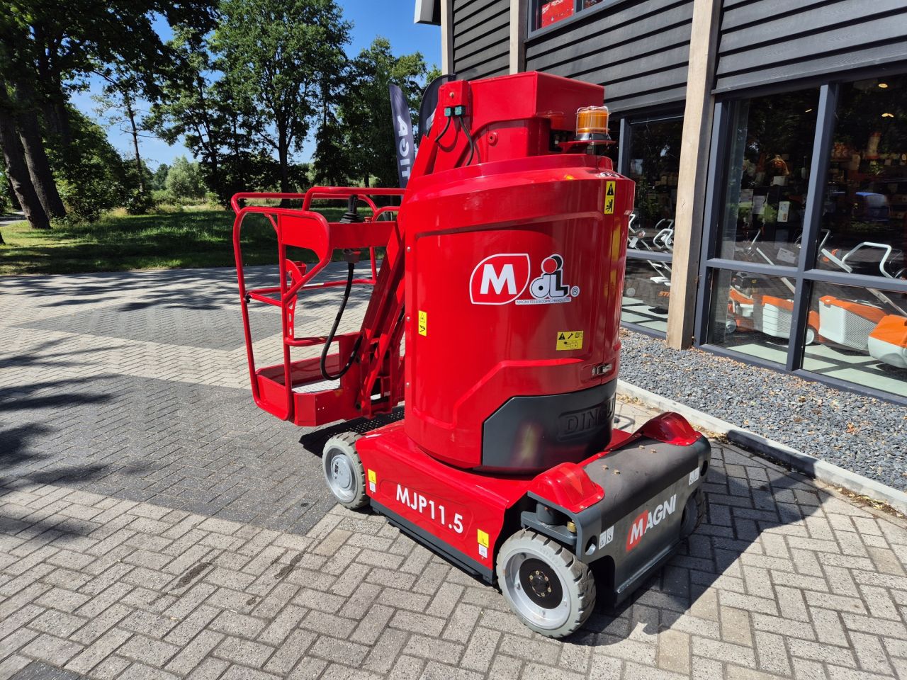 MAGNI MJP 11.5 masthoogwerker 11.2 m