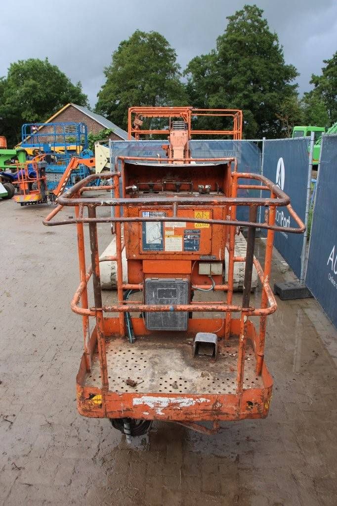 Hitachi HX99B Diesel 11,7 m Teleskoparbeitsbühne 2000