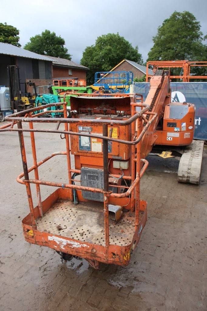 Hitachi HX99B Diesel 11,7 m Teleskoparbeitsbühne 2000