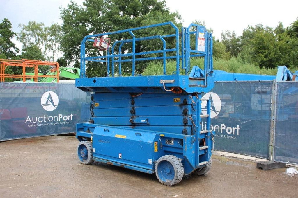 Schaarlift HAB S152-12E2WD Elektrisch 15.2m 2012
