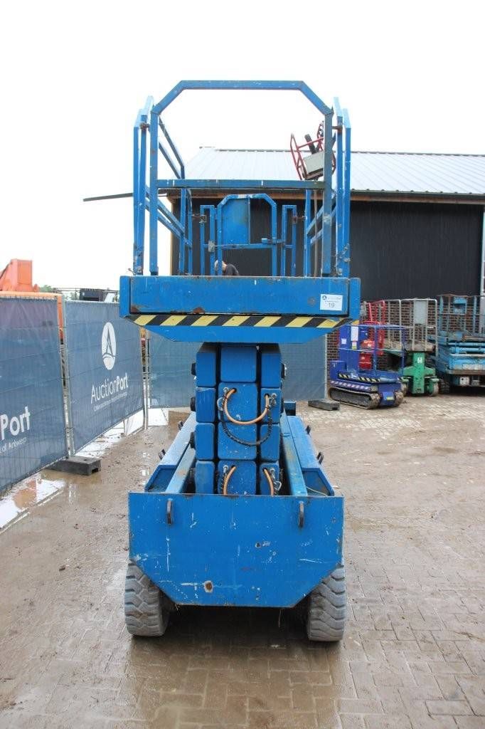 Schaarlift HAB S152-12E2WD Elektrisch 15.2m 2012