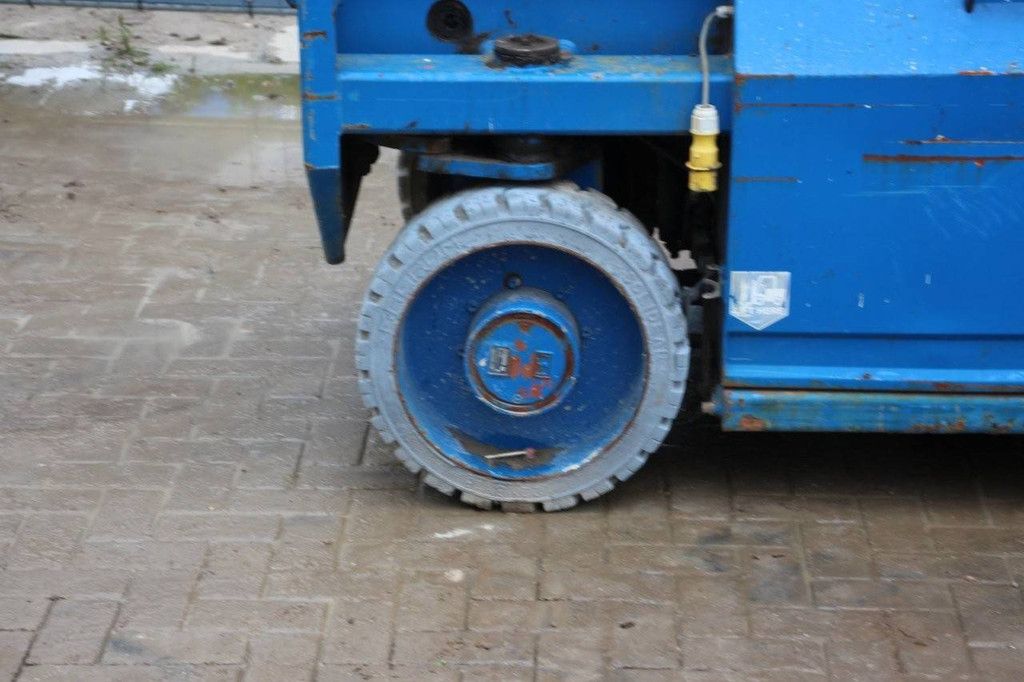 Schaarlift HAB S152-12E2WD Elektrisch 15.2m 2012