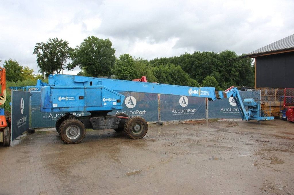 Telescopic boom lift Aichi SP21AJ Diesel 2007