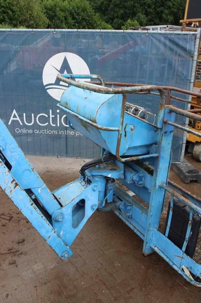 Telescopic boom lift Aichi SP21AJ Diesel 2007