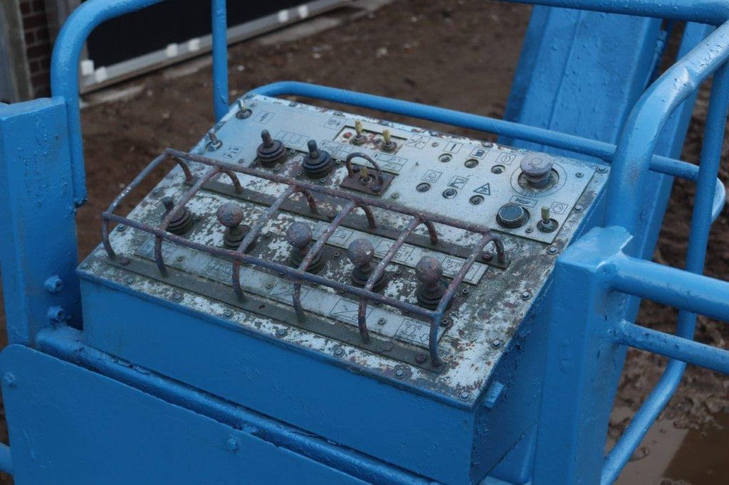 Telescoophoogwerker Aichi SP21AJ Diesel 23.0m 2008