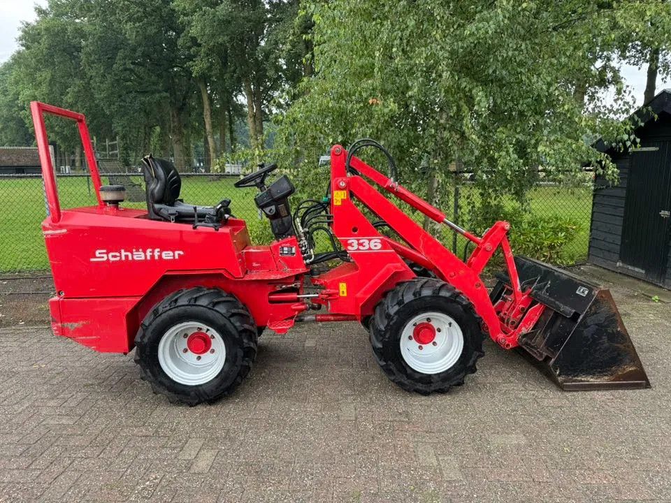 Schäffer 336 shovel loader