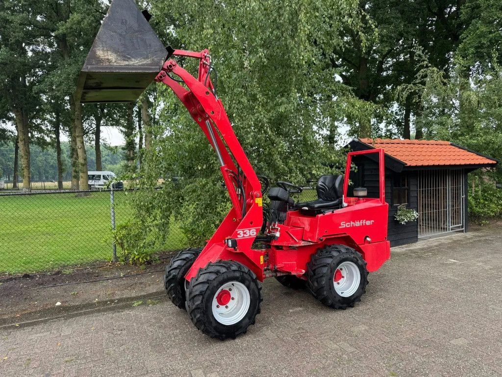 Schäffer 336 shovel loader