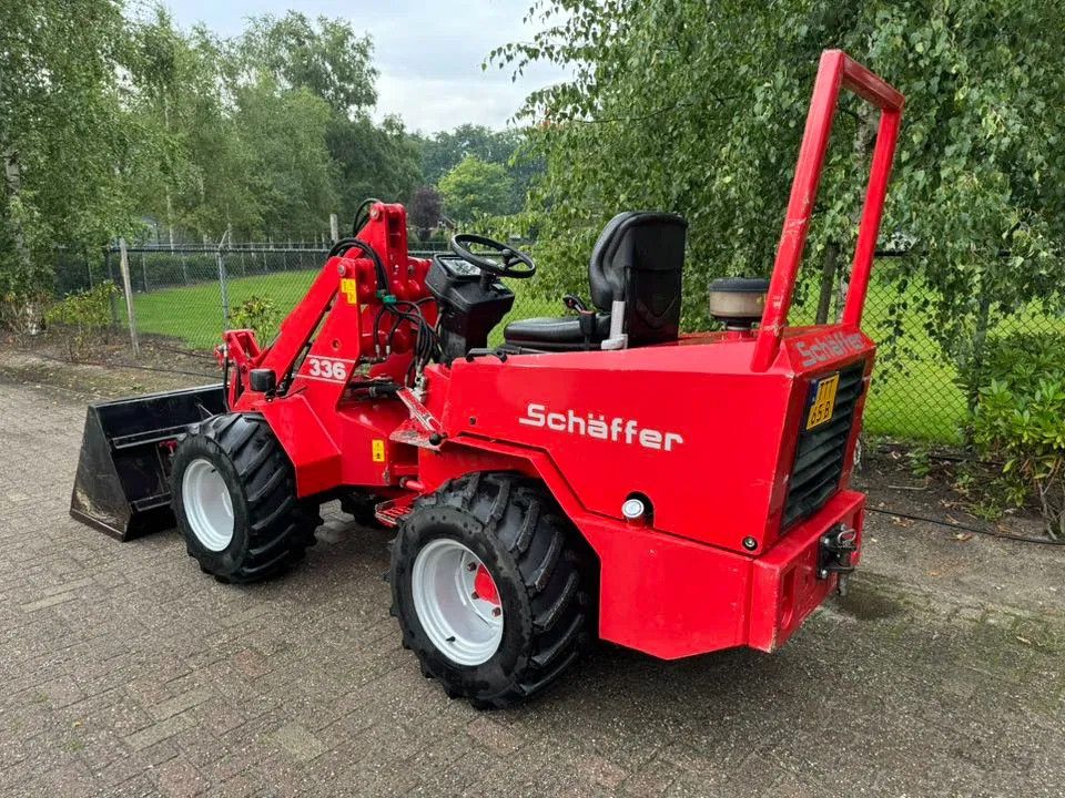 Schäffer 336 shovel loader
