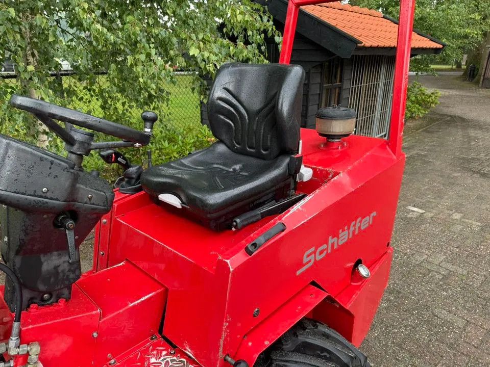 Schäffer 336 shovel loader