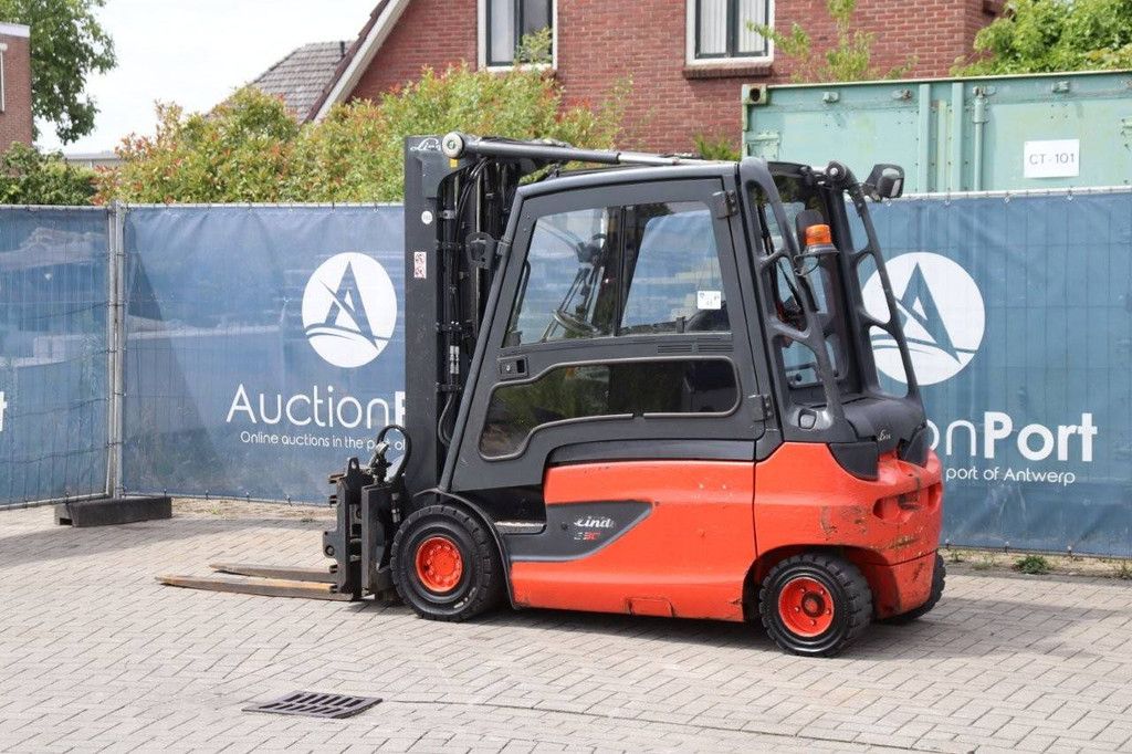 Forklift Linde E30L-01 Electric 3000kg 2012
