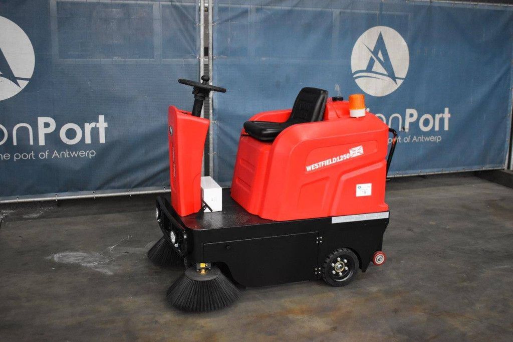 Westfield 1250 Electric Sweeper New