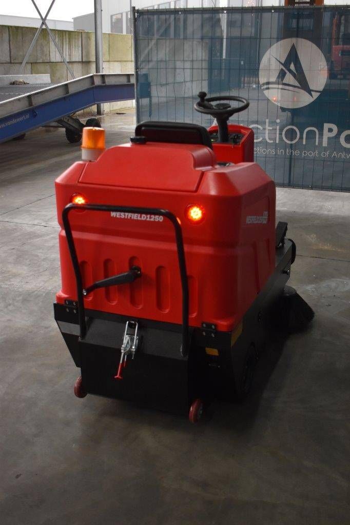 Westfield 1250 Electric Sweeper New