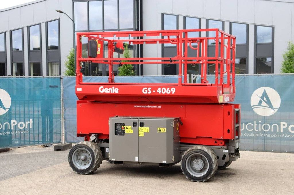 Scissor lift Genie GS4069 BE Electric + Diesel 2020 New