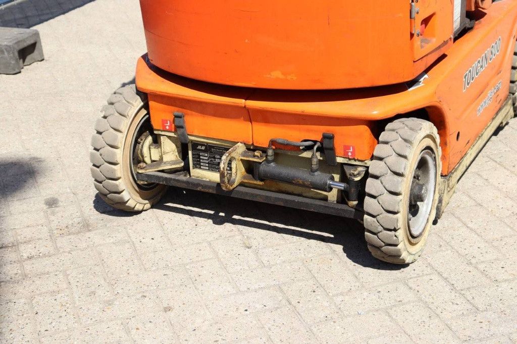 JLG Toucan 800 A Electric Telescopic Boom Lift 2006